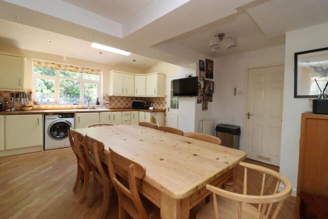 Maelor Close, Bromborough photo 4