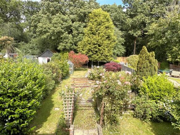 Wonderful Rear Garden 033