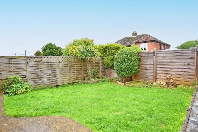 2 bed Semi-Detached Bungalow for sale Image 4