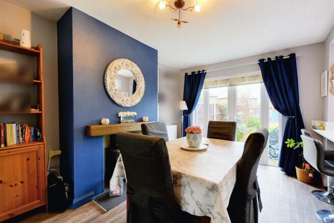 Dining Room_1.jpeg