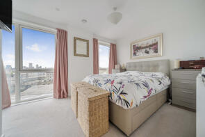 Flat, Bowspirit Apartments, Creekside, London SE8 3GP