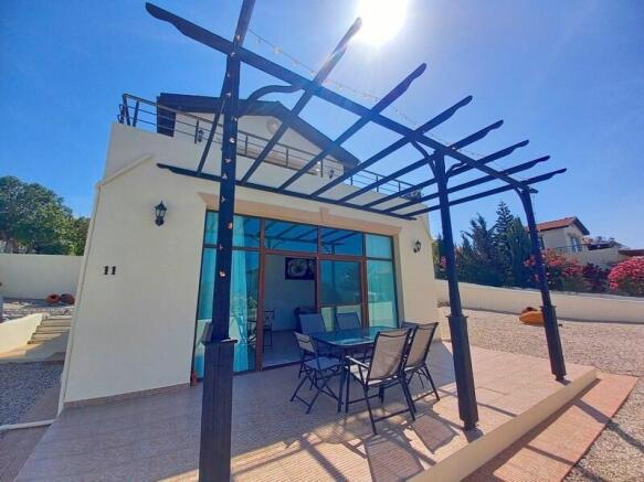 2 bedroom villa with beautiful sea views + furnished + 2 communal swimming pools + walking distance to the beach  + Title deed in the owner?s name VAT paid Image 9999 2