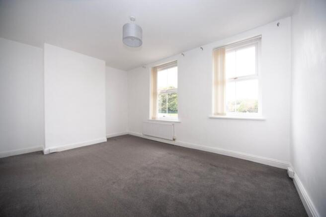 2 bed Terraced for sale Image 12