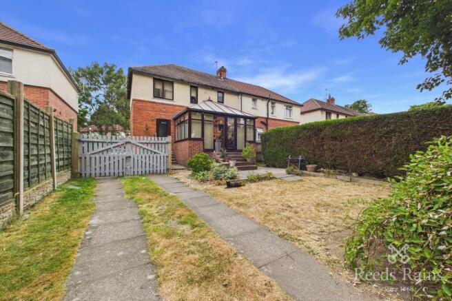 3 bed Semi-Detached for sale Image 6