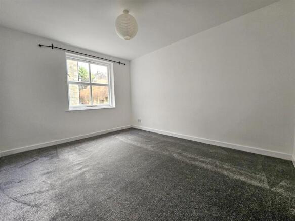 1 bed Apartment for sale Image 8