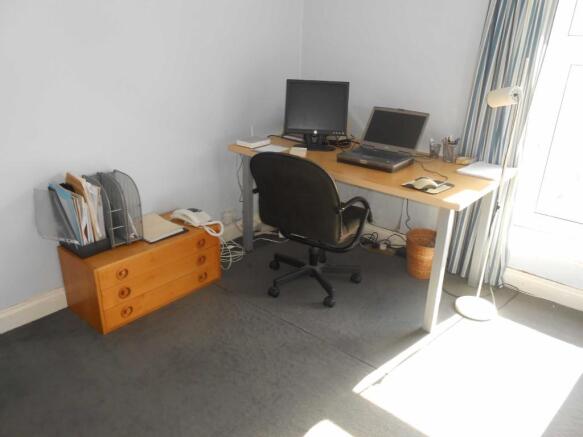 Photo 9