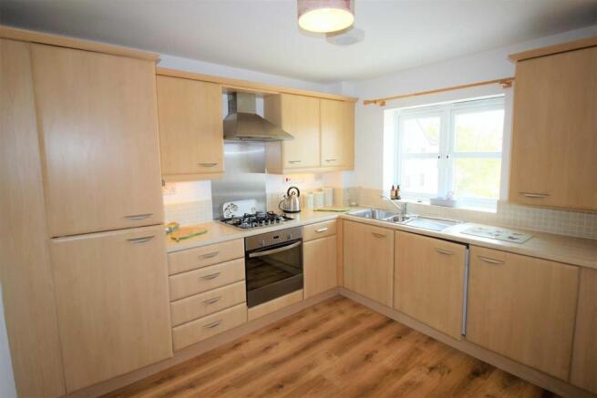 KITCHEN  AREA