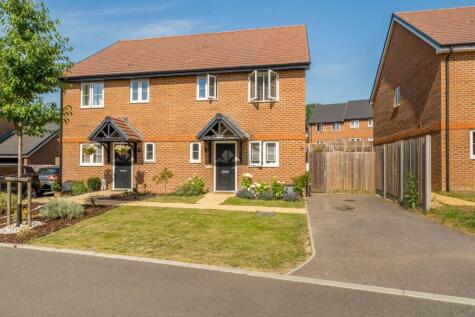 Verdun Street, Farnham, GU9