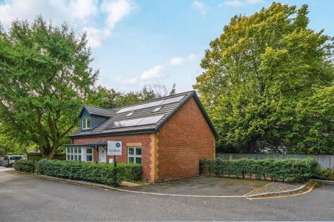 Bath Road, Devizes