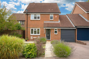 23, Bignor Close, Horsham RH12 5JQ