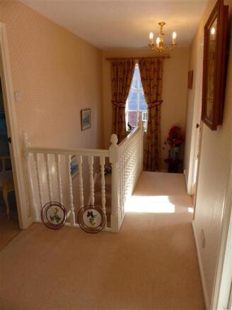 FIRST FLOOR STAIRS