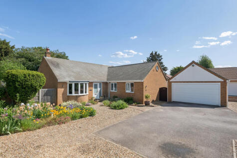 Simpkin Close, Eaton Socon, St Neots, PE19