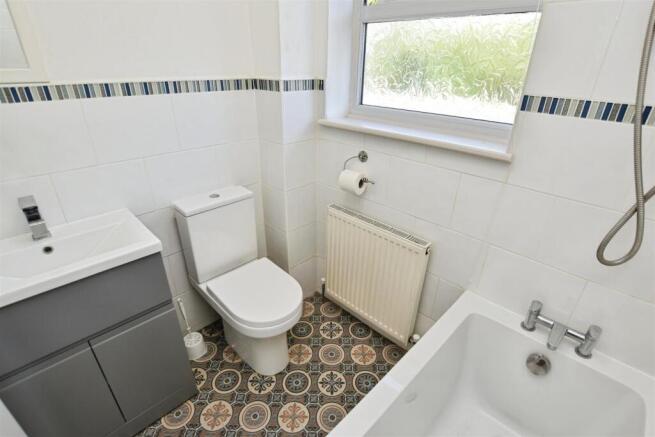 2 bed Terraced for sale Image 10