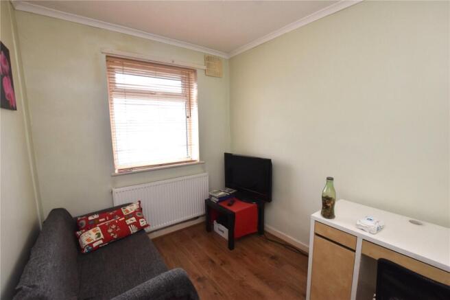 3 bed Semi-Detached for sale Image 9