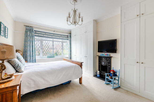 bedroom2