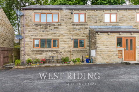 Huddersfield Road, Austerlands, Saddleworth