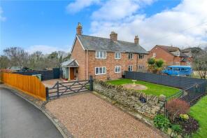 1, Church Farm Cottages, Edenham Road, Bourne PE10 0LJ