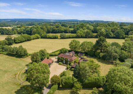 Highfield Lane, Thursley, Godalming, Surrey, GU8 6QJ
