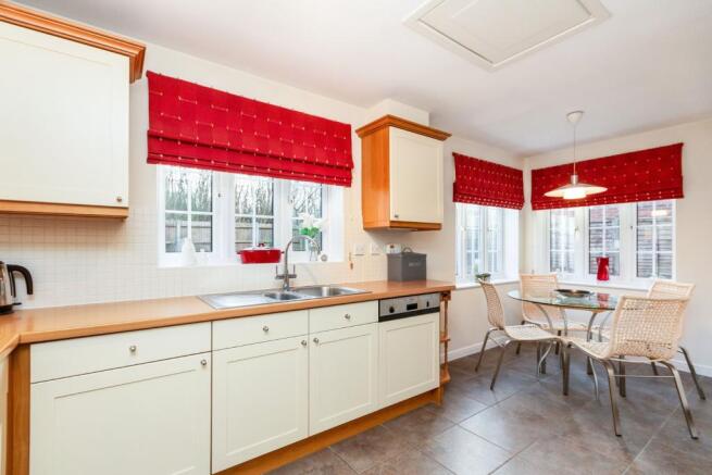 Kitchen/breakfast ro