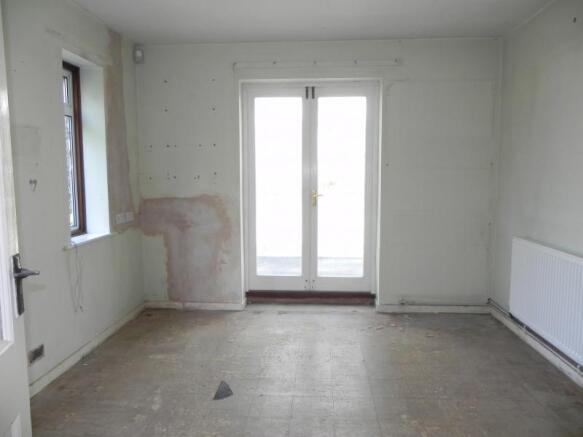 https://s3-eu-west-1.amazonaws.com/propertylab/allanmorris/property-images/standard/3587_Whitehaven - Family Room.JPG