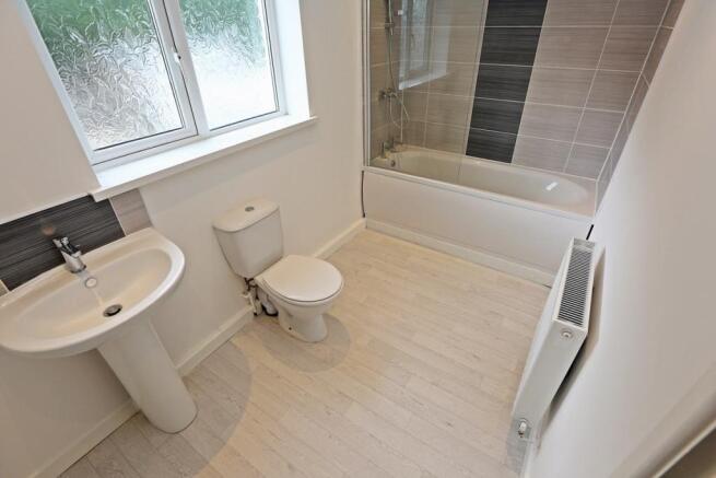 Stylish family bathr