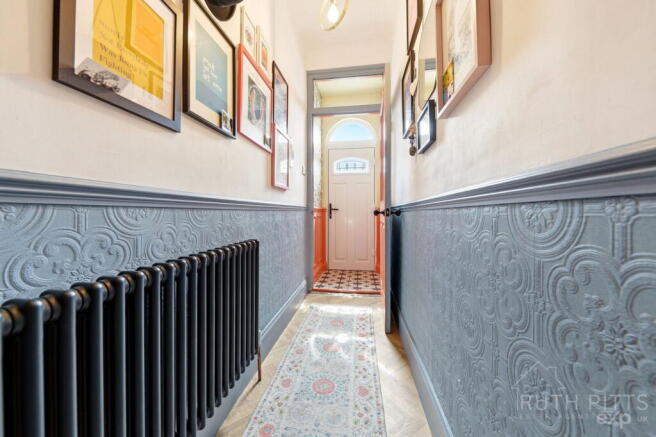 3 bed Terraced for sale Image 4