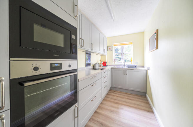 1340430-6-68a30c1...