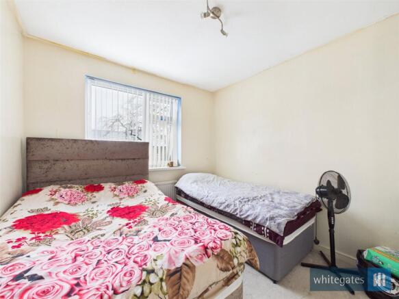 3 bed Semi-Detached for sale Image 11