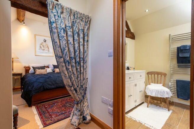 Bedroom/ En Suite