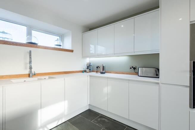 KITCHEN AGAIN