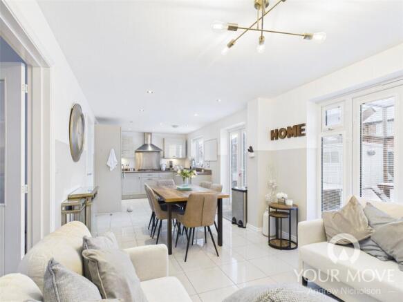 Kitchen/Diner/Family