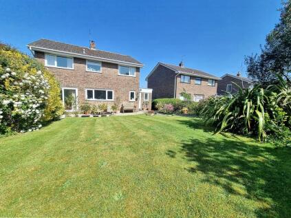 Charles Close, Thornbury, BS35