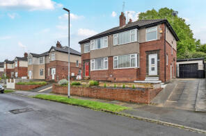 15, Summerfield Gardens, Bramley, Leeds LS13 1AS