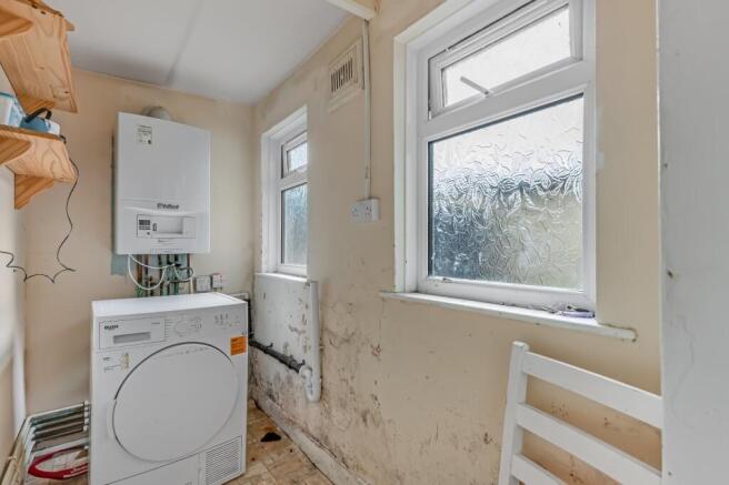 3 bed Terraced for sale Image 8