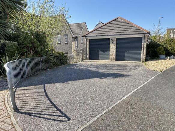 Double Garage