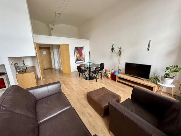 Bramleys Estate Agents - Valley Mill - Elland (13)