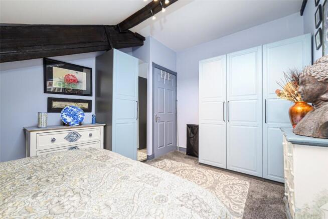 1 bed Apartment for sale Image 11
