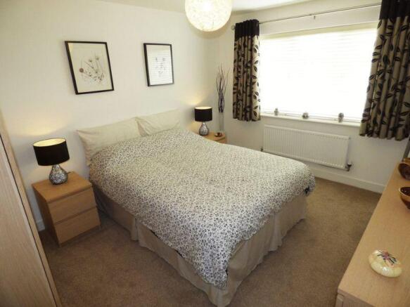 BEDROOM 2