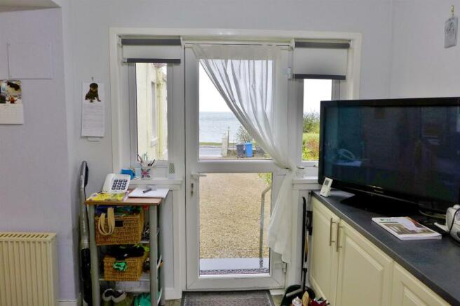 Kitchen door.JPG