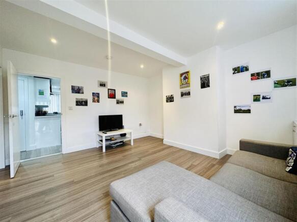 LOUNGE ( GROUND FLOOR )