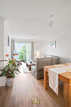 6EdenBank-Vertical-0014.jpg