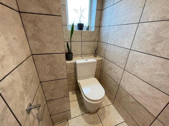 Loo.jpg
