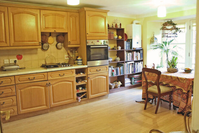Photo 8