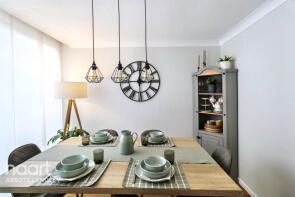 4, Crawley Drive, Hemel Hempstead HP2 6BS