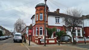 Flat A, 1, Glendale Avenue, Wood Green, London N22 5AH