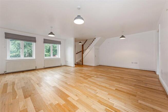 Sitting/Dining Room