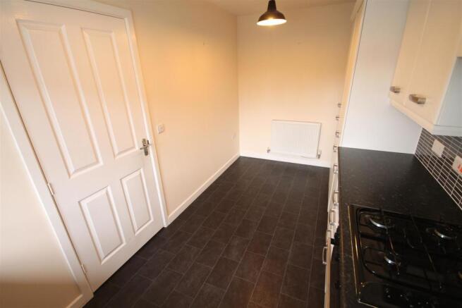 Further Kitchen Image