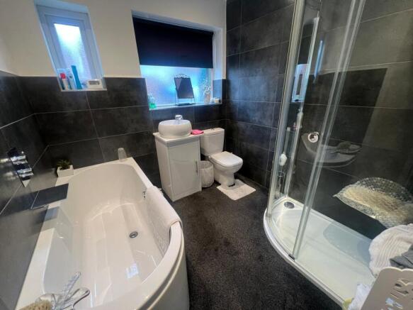 2 bed Bungalow for sale Image 7