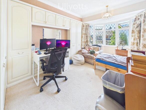 4 bed Detached for sale Image 11