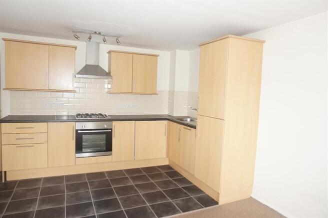 Open plan kitchen & living area